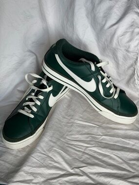 Men’s Nike Dark Green & White Court-Style Low Tops